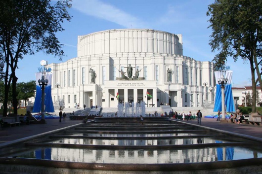 Фотографии достопримечательности 
            Национальный академический Большой театр оперы и балета