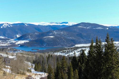 Фотография гостевого дома Treehouse 206F