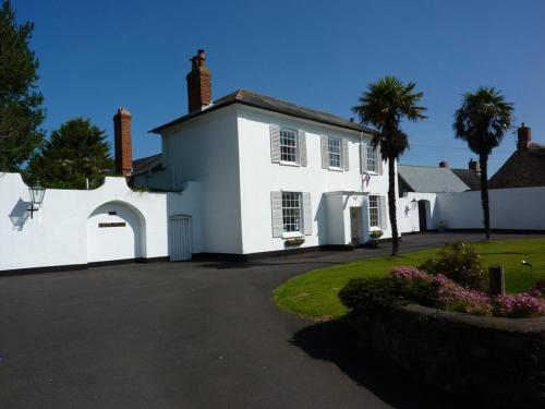 Фотография гостевого дома The White House Guest House