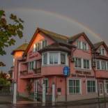 Фотография гостевого дома Pensiunea Curtea Bavareza