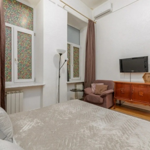 Фотография квартиры Апартаменты 4 спальни на Владимирском 7