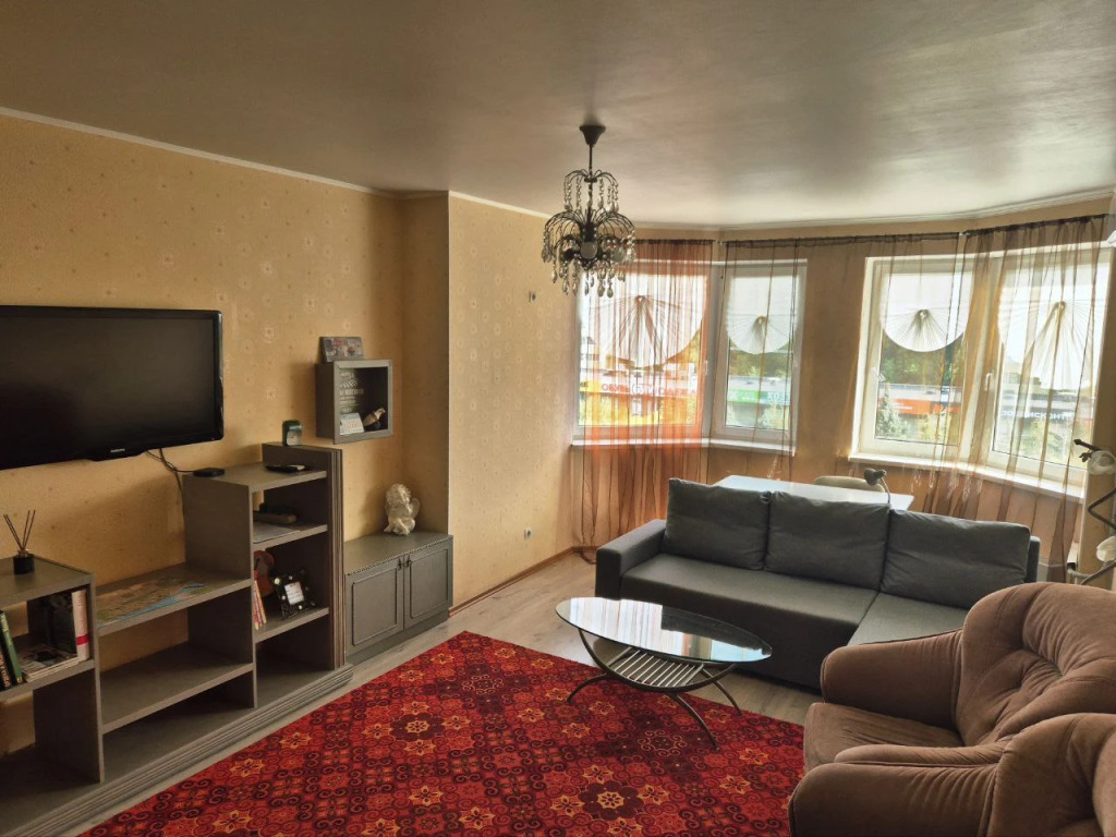 Фотография квартиры Квартира Просторная квартира с эркером в центре города-героя