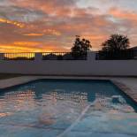 Фотография гостевого дома Robertson Halfway House