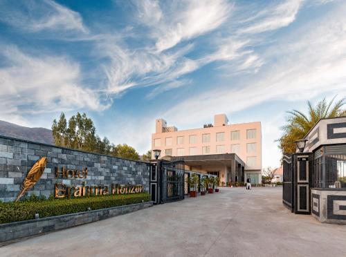 Фотография гостиницы Hotel Brahma Horizon