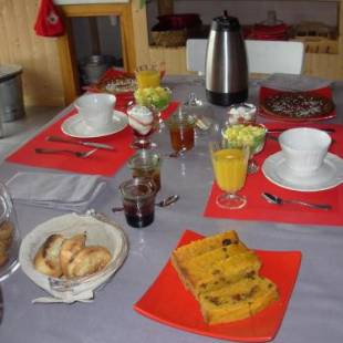 Фотографии мини отеля
Le Jardin des Pierres Brunes