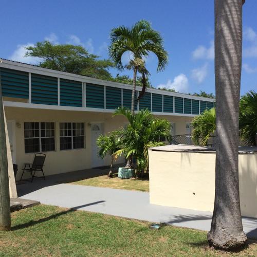 Фотография мини отеля Georges Royal Inn