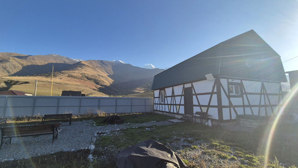 Фотография Коттеджа Частный дом с камином в горах