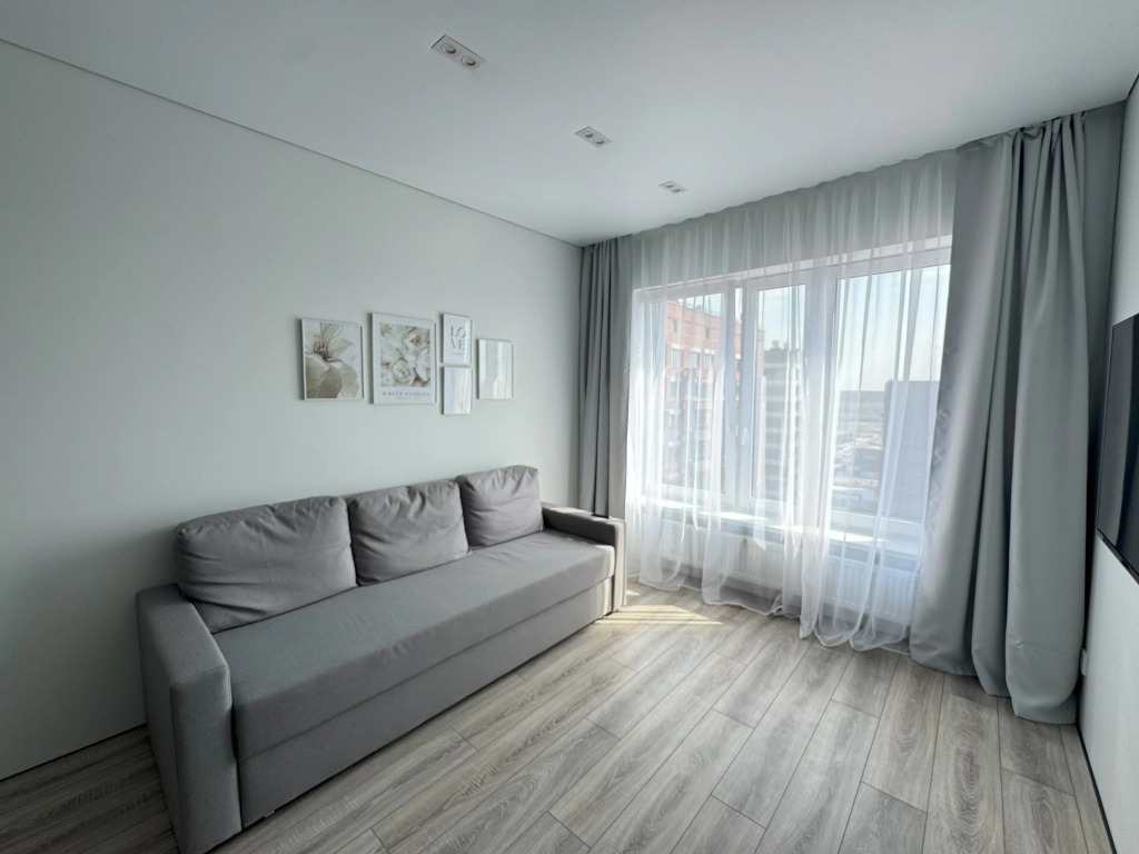 Фотография квартиры Квартира Четырехместная красивая в новом районе Дивный квартал у озера