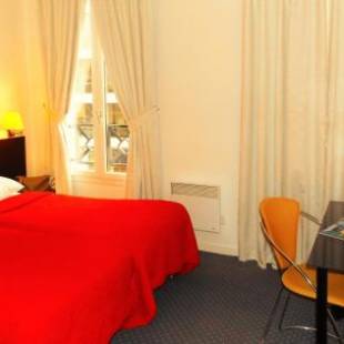 Фотографии гостиницы 
            Paris Saint Cloud Hôtel