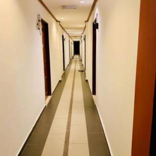 Фотографии гостиницы
D lima beach inn