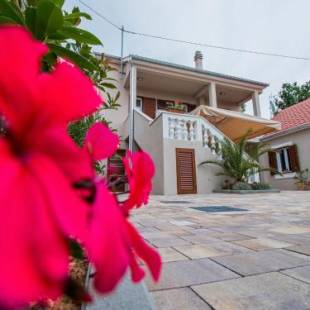 Фотографии гостевого дома
Holiday Home Lukica