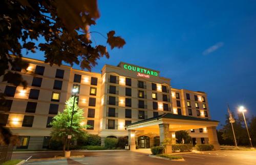 Фотография гостиницы Courtyard Louisville Airport