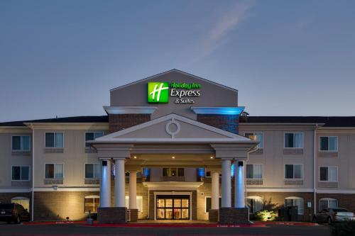 Фотография гостиницы Holiday Inn Express Hotel & Suites Oklahoma City-Bethany, an IHG Hotel