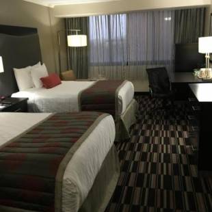 Фотографии гостиницы
Ramada Plaza by Wyndham Charlotte Airport Conference Center