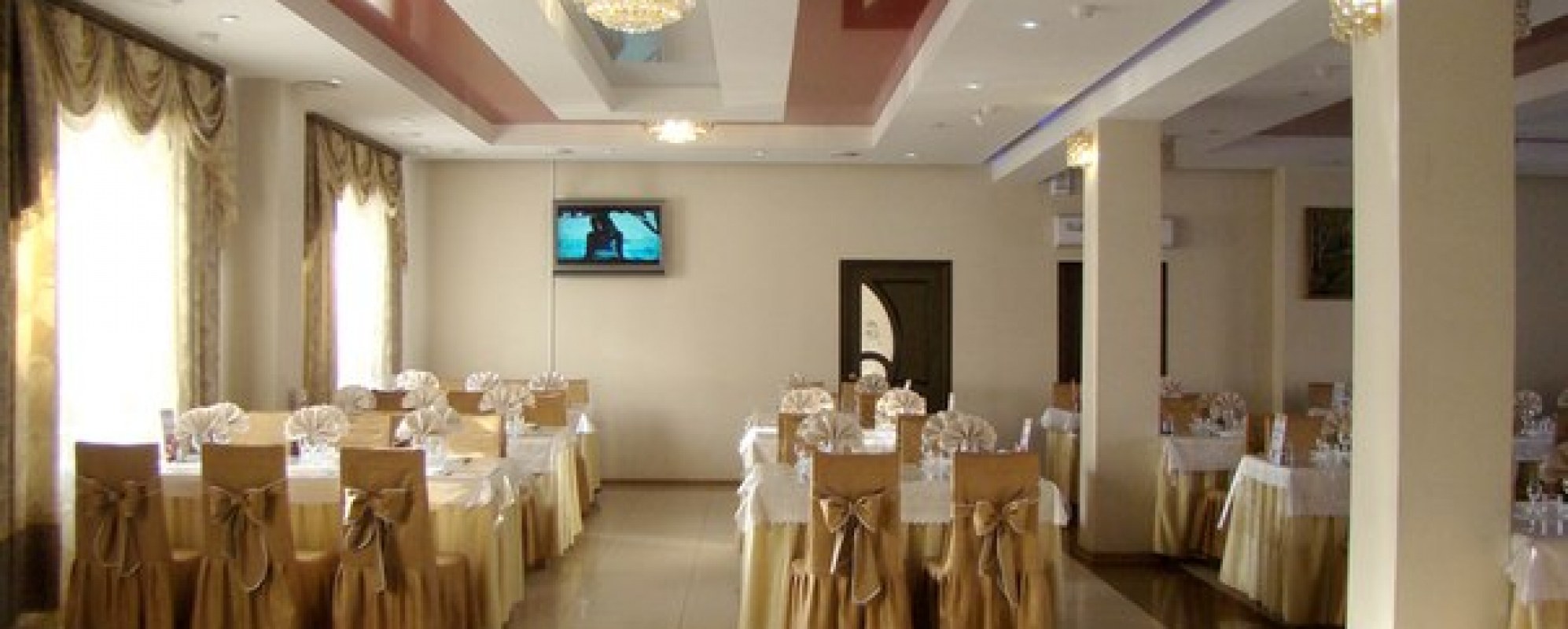 Фотографии банкетного зала Royal Hall