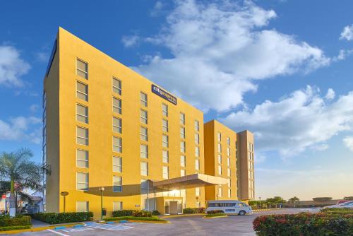 Фотография гостиницы City Express Manzanillo