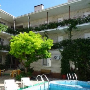 Фотография гостевого дома Белый Парус