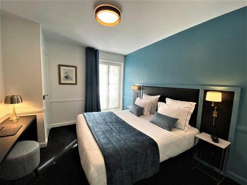 Фотографии гостиницы 
            Hôtel Le Cercle Tour Eiffel