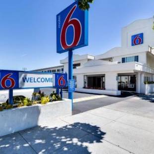Фотографии гостиницы 
            Motel 6-San Jose, CA - Convention Center