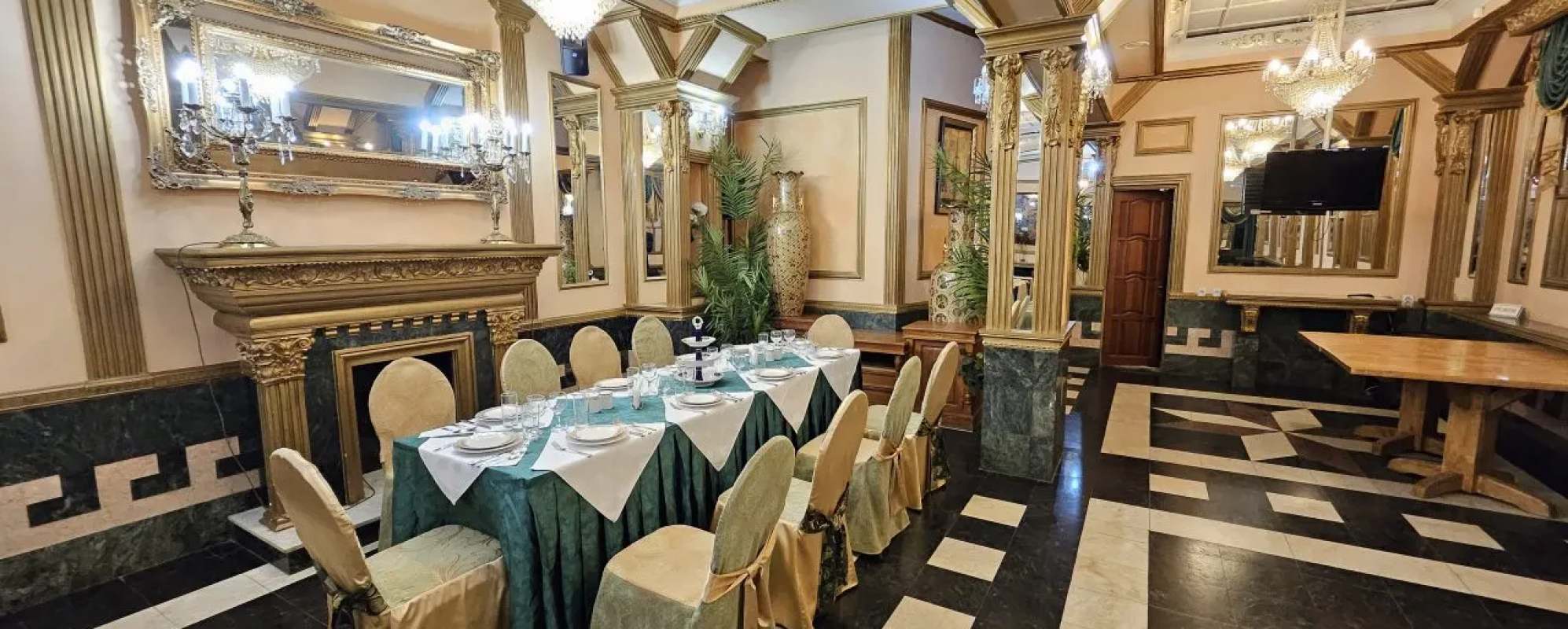 Фотографии банкетного зала Клеопатра