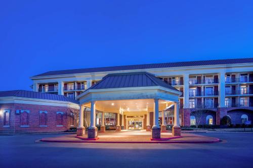 Фотография гостиницы Sheraton Music City Nashville Airport