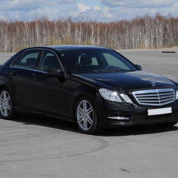 Фотографии такси 
            Такси E-class