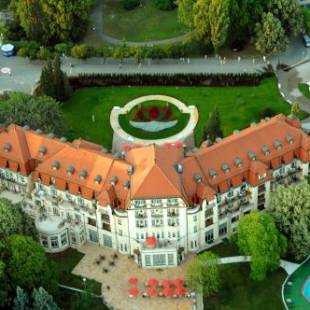 Фотографии гостиницы
Ensana Thermia Palace