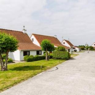 Фотографии гостевого дома 
            Zeegalm Bungalows