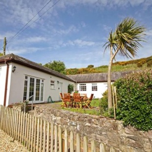 Фотография гостевого дома Menai Cottage