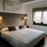 Фотография гостевого дома Suites Coruña