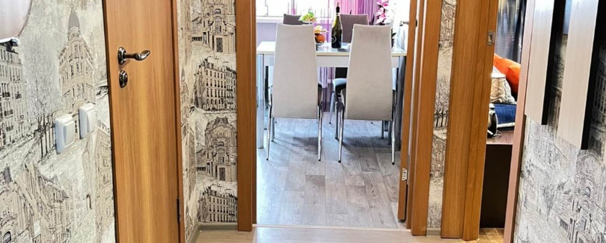 Фотографии Жилья посуточно Апартаменты на Набережной Енисея