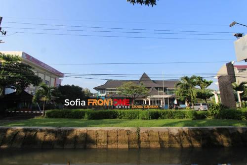 Фотография гостиницы Hotel Sofia Juanda Surabaya