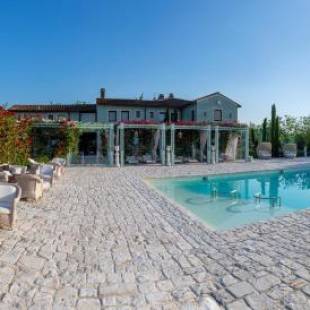 Фотографии гостиницы
Relais Sassa al Sole