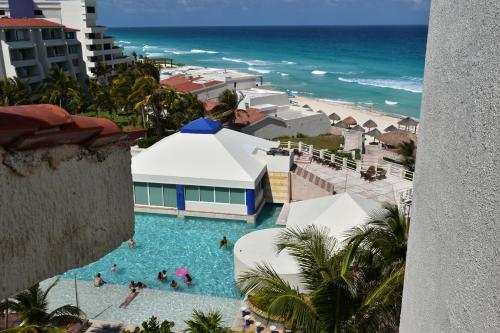 Фотография гостиницы Solymar Condo Beach Resort by Casago