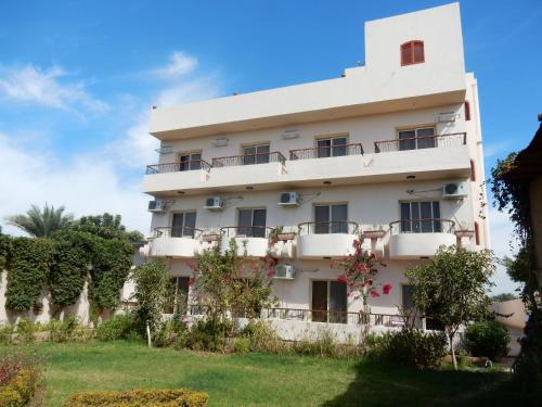 Фотография гостиницы New Memnon Hotel