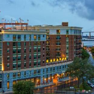Фотографии гостиницы 
            Homewood Suites Savannah Historic District/Riverfront