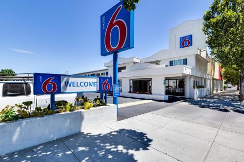Фотография гостиницы Motel 6-San Jose, CA - Convention Center