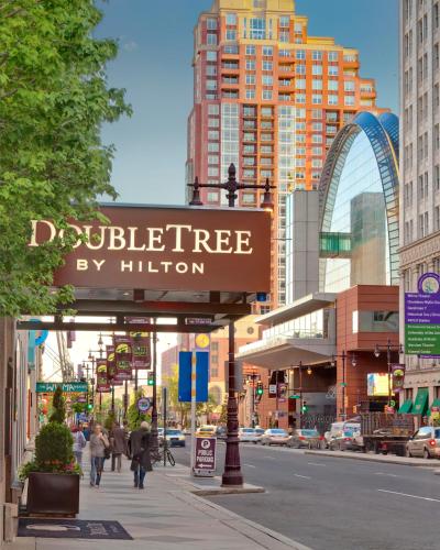 Фотография гостиницы DoubleTree by Hilton Philadelphia Center City