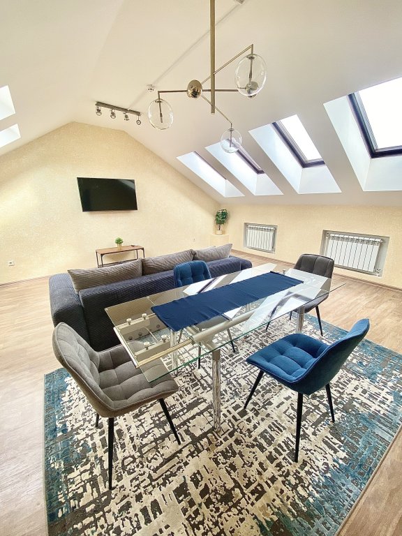 Фотография квартиры Арт Мансарда №2