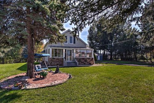 Фотографии гостевого дома
Retreat with Pool - 5 Mins to Hershey Park!