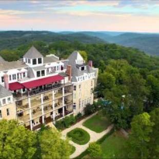 Фотографии гостиницы
1886 Crescent Hotel and Spa