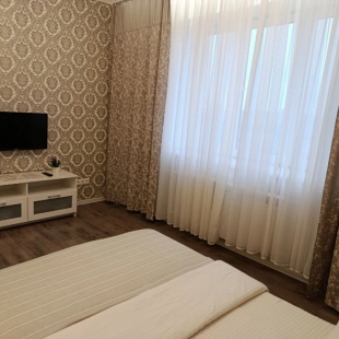 Фотография квартиры Апартаменты Квартира AlexHome РП Свердловский Алексея Короткова 1