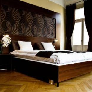 Фотографии гостиницы
Queen's Hotel