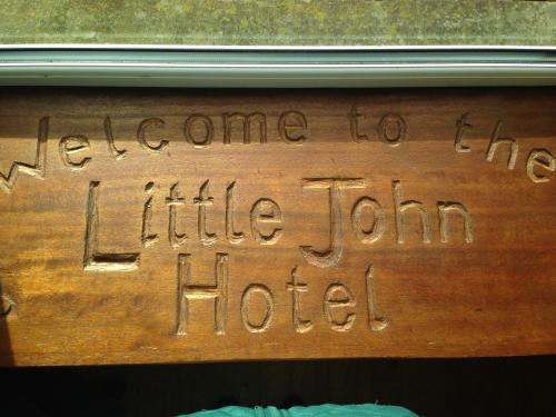 Фотография гостиницы Little John Hotel
