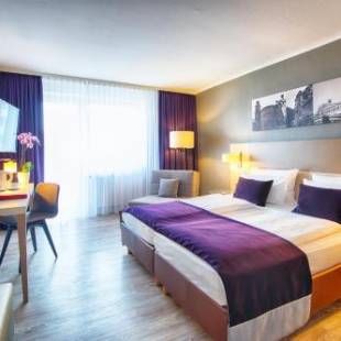 Фотографии гостиницы
Leonardo Hotel Frankfurt City Center