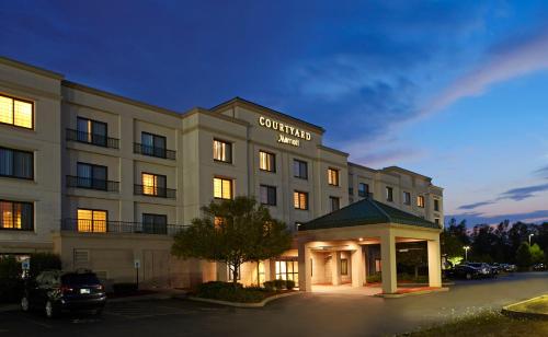 Фотография гостиницы Courtyard by Marriott Buffalo Amherst/University