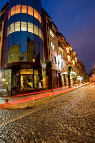 Фотография гостиницы Sofia Place Hotel by HMG