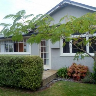 Фотография гостевого дома 15b Jollies Pass Rd