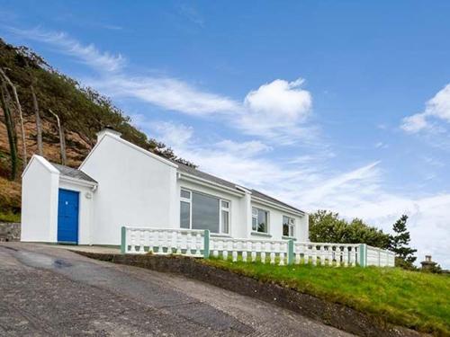 Фотография гостевого дома Rossbeigh Beach Cottage No 6, Glenbeigh
