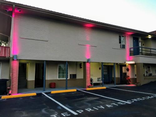 Фотография мотеля Ellijay Inn - Downtown Ellijay